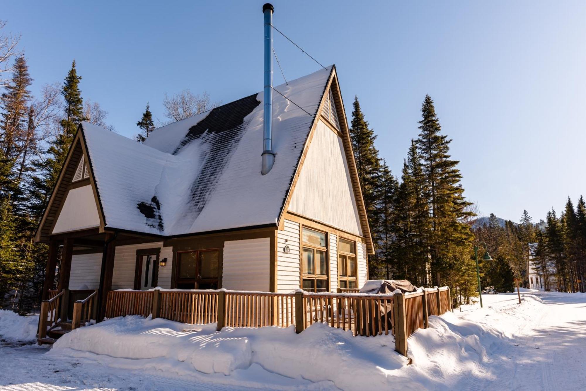 Gite Du Mont-Albert - Sepaq Sainte Anne-des-Chênes Exterior foto